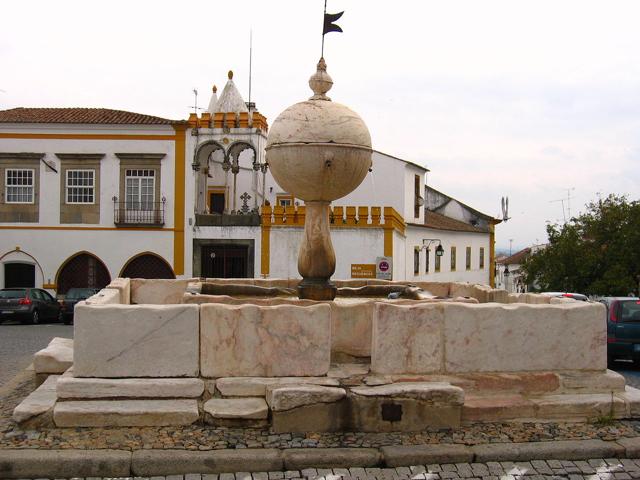 Chafariz das Portas de Moura